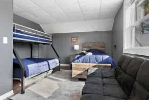 Private country setting! Close to water and other amenities! - Image 4