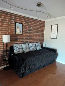 Quaint, quiet condo minutes from Lake Geneva - Image 4