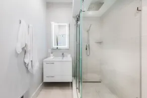 Amagansett Beach Estate with Award Winning Outdoor Amenities - Image 5