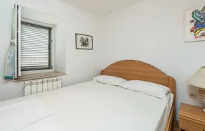 1 Bedroom Awesome Apartment In Veli Losinj - Image 3