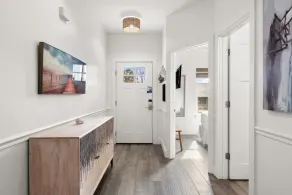 Beach House - Sunny Sands  - Image 2