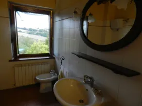 Vacation home in the countryside - Image 2