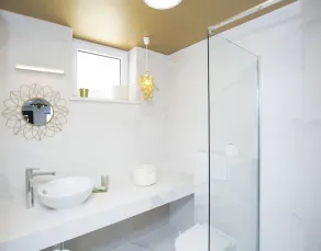 CASA BLANCA / WEISSES HAUS **** - Image 4