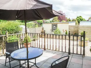 1 bedroom accommodation in Okehampton - Image 4