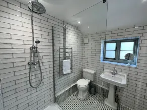 Character Cottage near the coast. Close to The Gunton Arms and Suffield Arms. - Image 3