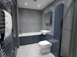 Modern Private Apartment Centrally Located - Image 2