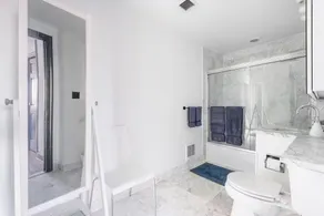 Free Gym, Doorman, Terrace, Amazing Views, Elevator! - Image 3