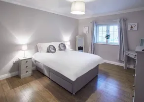 Lowcross Cottage Summ - Image 3