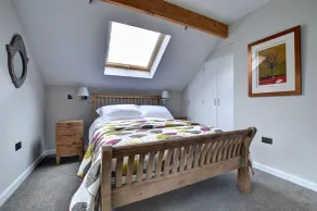 Visit England Gold Award Winning Rural 3 Bedroom Barn Conversion in Kent - Image 3