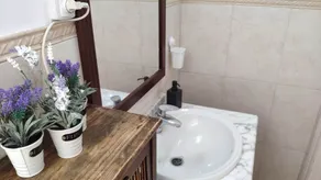 Apartment in the center of Malaga and in the middle of nature - Image 2