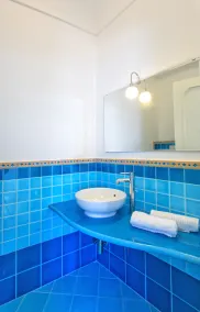 Luxusvilla mit Panoramapool in Ischia, nahe der Amalfiküste - Image 2
