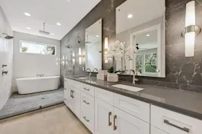 Luxury ATX Home | Great for Groups | A+ Location - Image 2