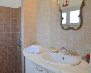 Cycladic Villa with fantastic sea view - Image 4