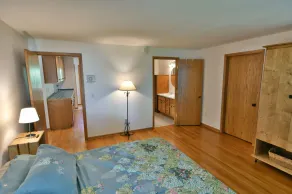 Beachfront and  Lakehouse With All of the Comforts! - Image 5