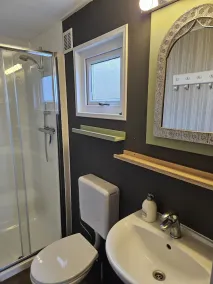 Prachtig ruim chalet aan de Noordhollandse kust compleet voor 5 personen. - Image 3