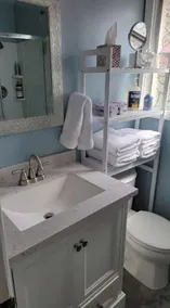 Heavenly Bungalow, immaculately clean, close to downtown! - Image 3