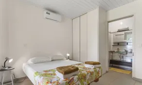Seaside Paradise Retreat - 3BR House in Moorea - Image 5