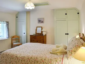 Alojamiento de 3 habitaciones en Passfield Common, near Liphook - Image 5