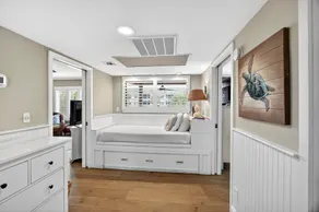 NOUVELLE LOCATION! Magnifiquement remodelé avec VUES SUR L'OCÉAN - Image 5