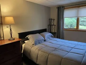Lovely Two Bedroom Apartment Off Bike Trail - Image 2