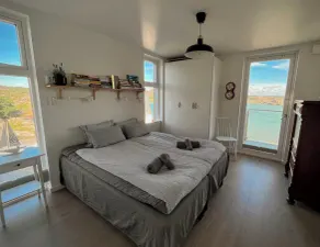 Bohuslän Sea Lodge - House for 6 with Panoramic Ocean Views, Sauna and Boathouse - Image 4
