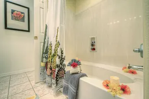 Superstition Lakes 2 BR, 2 BA Condo; Lake & Sunrise VISNINGER; Opvarmet pool / spa; Gated Comm - Image 3