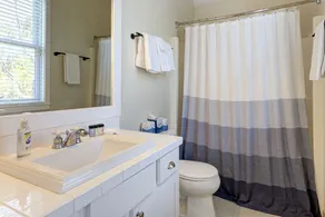 *NEW* Seabrook's Our Family Beach House: Dog Friendly, Hot Tub! - Image 2