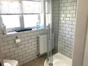 Karakterfulde, kæledyr venlige sommerhus, 4 sovepladser, fantastisk udsigt, landsby placering. - Image 3