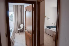 Large Fantastic House With a Garden, a Pool and Beautiful Views - Image 2