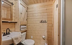 *Low Season Pricing!* Cozy Cabin Retreat - Reconnect with Nature in Comfort! - Image 2
