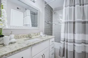 Entire renovated condo in gated community for you - Image 3