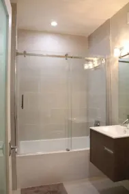 Premier Venise !! Brand New Private Home Near it All! - Image 3