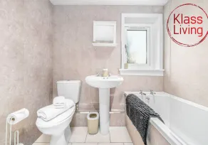 Modern 2 bedroom hose with private driveway. - Image 3