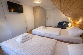 Double room 1 with two single beds - Präkel vacation room - Image 3