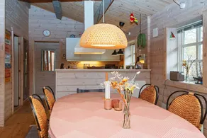 4 person holiday home in Glesborg-By Traum - Image 3