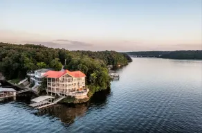 Allie's - Amazing 8,000 SF Home with --Private Pool--hot tub-- Sleeps 26+  - Image 4