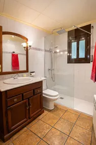 Catalunya Casas: Fünf-Zimmer-Villa in Vacarisses für 11 Personen etwas außerhalb von Barcelona - Image 3
