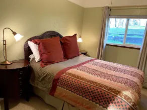 Cozy, New, 1 Bedroom Private Apt near Hospital - Pets Negotiable - Image 5