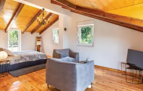 Beautiful Home In Bijeli Vir - Image 2