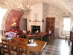 Chateau med opvarmet pool, Floodlit Tennisbane, Grand Piano, WIFI, i 18 acres. - Image 4