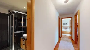 3½-room apartment on the ground floor, entrance hall with wardrobe, living room - Image 2