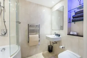 Highlife Lexington Apartments - Image 4