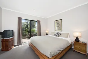 Harbour Views - Stunning Sea and Otway Ranges Views - Image 3