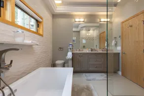 13 Liftside 3 Bedroom Townhouse by RedAwning - Image 2