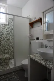 Il Pettirosso-Your hillside base for Cinque Terre, Lerici & Tuscany-with parking - Image 2