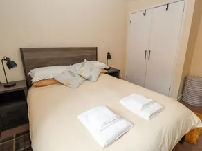 TOWER VIEW COTTAGE, character holiday cottage in Chester - Image 5