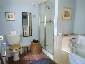 Charming 1660's Cottage. - Image 2
