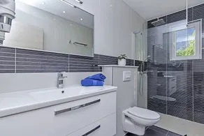 SPECIAL PRIS! Genåbning - feriehus med pool, havudsigt, tre soveværelser - Image 2