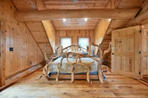 Osprey Lake Cabin 4 Bedroom Home by RedAwning - Image 5