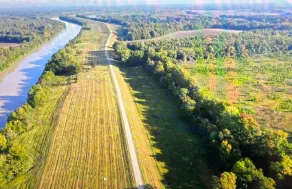 Eagle Lake Waterfront Lot, at Public Launch (lot only) - Image 3